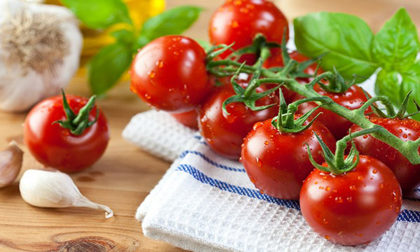 Nên ăn bao nhiêu cà chua 1 ngày là đủ? Chuyên gia chia sẻ